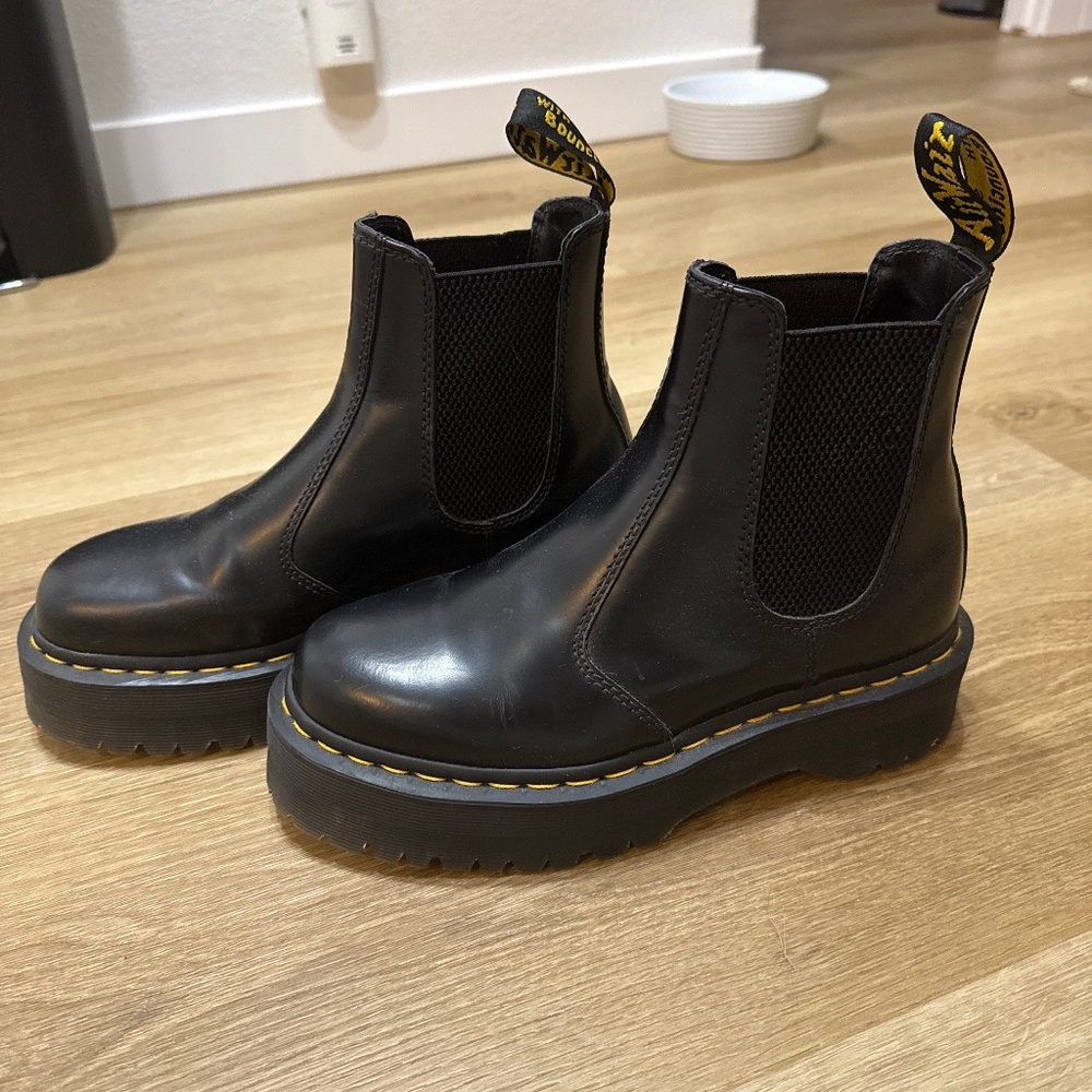 Dr Marten 2976 Quad Black Platform Chelsea Boots